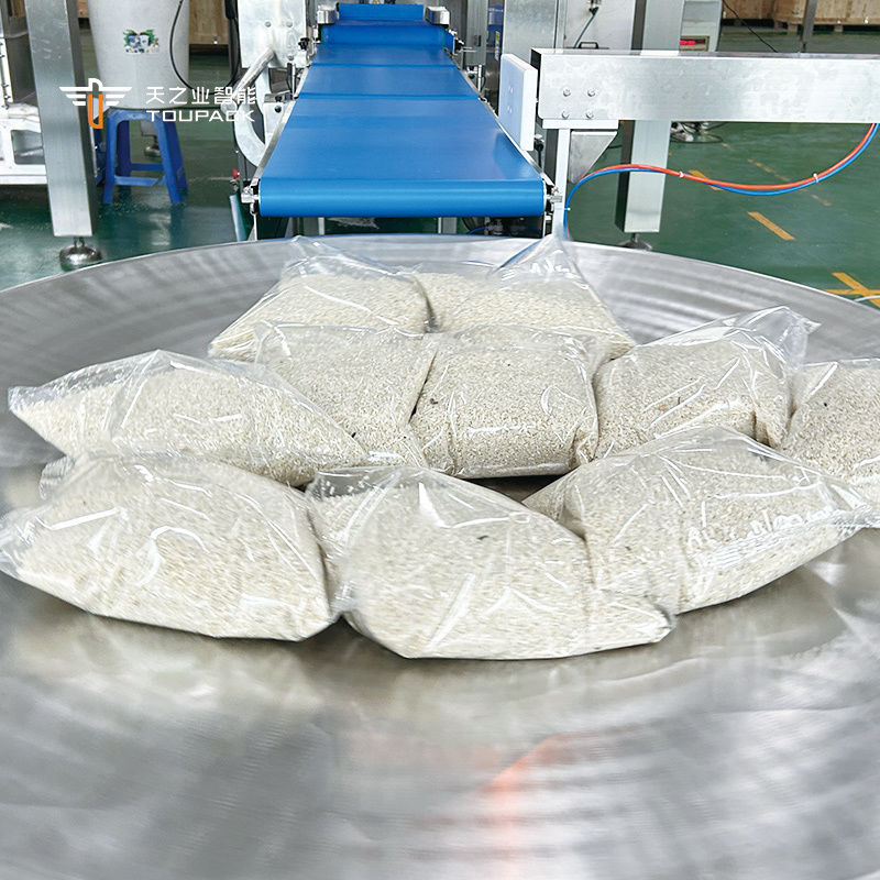 स्वचालित पिस्ता पॉपकॉर्न मकई के फ्लेक्स रोस्टिंग मूंगफली पैकिंग मशीन कैश्यू नट्स मल्टीहेड वेजर पैकिंग मशीन