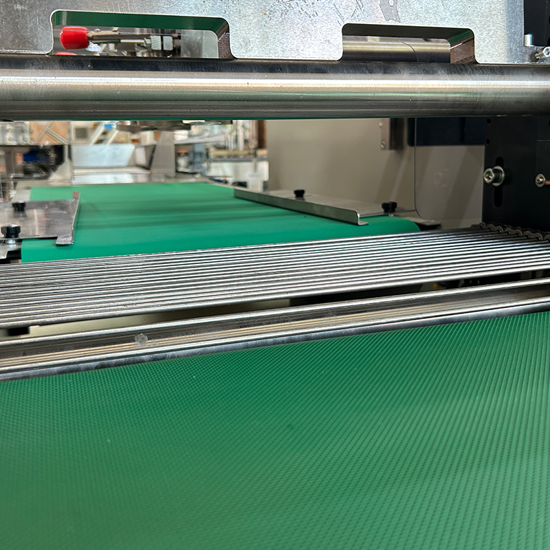 स्वचालित सब्जियां/ताजा फल तकिया बैग पैकिंग मशीनरी